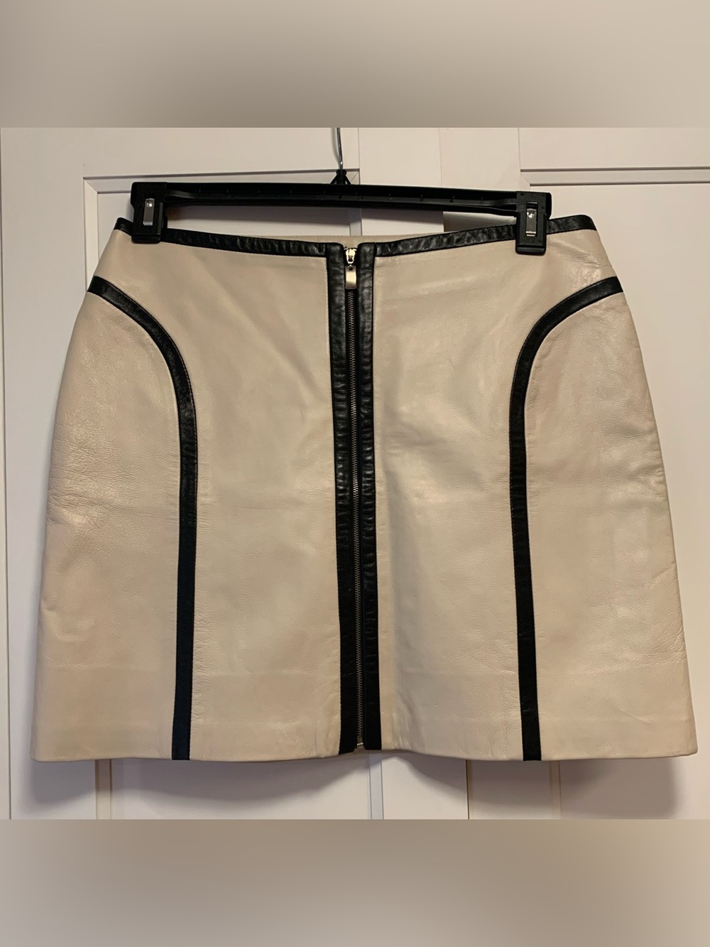 Margaret Godfrey Leather Mini Skirt Zip Front Cream Black Trim 10 VTG Rare NWOT